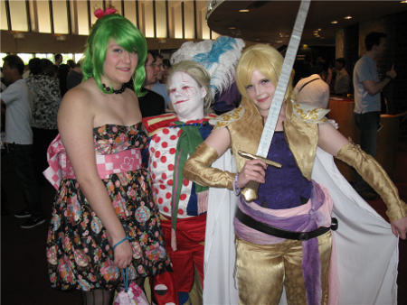 Cosplayers from left to right: Terra (Kat Ingersoll), Kefka (Mary Lou Flouder), and Celes (Brittany Phillips) 
